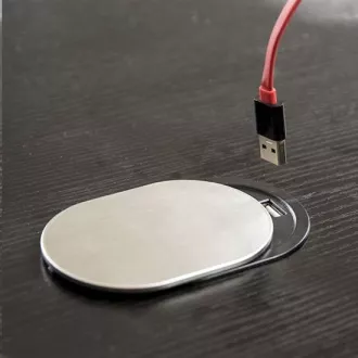 Solight 1x vestavná zásuvka + 1x USB s posuvným víčkem, oválný kryt z broušeného hliníku, prodlužovací přívod 1, 9m Solight 1x vestavná zásuvka + 1x USB s posuvným víčkem, oválný kryt z broušeného hliníku, prodlužovací přívod 1, 9m