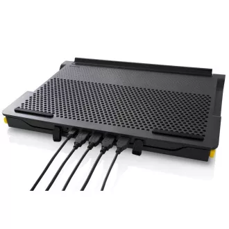 Targus® Chill Mat + With 4-Port 2.0 Hub Black Targus® Chill Mat + With 4-Port 2.0 Hub Black