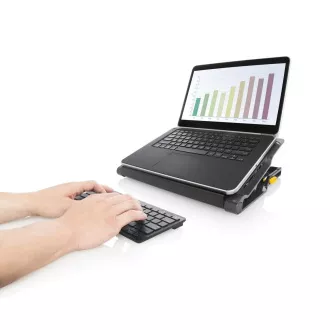 Targus® Chill Mat + With 4-Port 2.0 Hub Black Targus® Chill Mat + With 4-Port 2.0 Hub Black