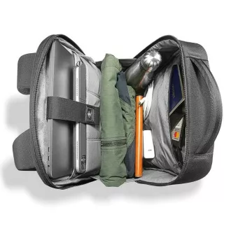 tomtoc Backpack – batoh na až 16" notebook, 15 L, černá tomtoc Backpack – batoh na až 16" notebook, 15 L, černá