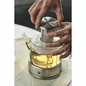 ZWILLING čajová konvice, nerezové sítko, nerezový stojan na čajovou svíčku, 800 ml - Sorrento ZWILLING čajová konvice, nerezové sítko, nerezový stojan na čajovou svíčku, 800 ml - Sorrento