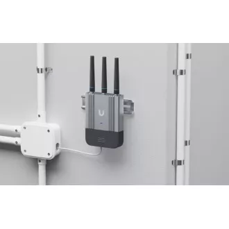 UBNT UMR - Industrial Mobile Router UBNT UMR - Industrial Mobile Router