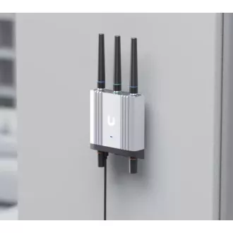 UBNT UMR - Industrial Mobile Router UBNT UMR - Industrial Mobile Router