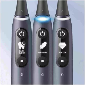 Oral-B iO7 Black Onyx elektrický zubní kartáček, magnetický, 5 režimů, časovač, tlakový senzor, pouzdro, černý Oral-B iO7 Black Onyx elektrický zubní kartáček, magnetický, 5 režimů, časovač, tlakový senzor, pouzdro, černý