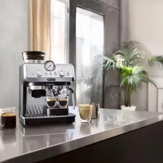 DeLonghi La Specialista Arte pákový kávovar, 1400 W, vestavěný mlýnek, parní tryska MyLatte
