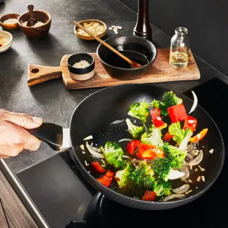 G2557572 UNLIMITED PÁNEV 22 cm TEFAL