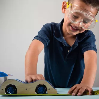 Stanley Jr. OK004-SY Stavebnice, závodní auto, dřevo