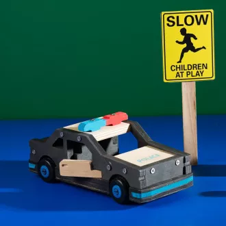 Stanley Jr. OK096-SY Stavebnice, policejní auto, dřevo