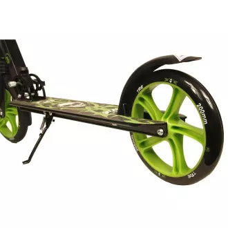 Koloběžka PB SKULL 2023 se stojánkem, 200mm, černo-zelená Koloběžka PB SKULL 2023 se stojánkem, 200mm, černo-zelená