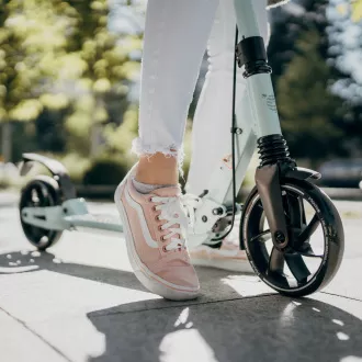 Skládací koloběžka MOVINO X-Way s ruční i nášlapnou brzdou, light mint