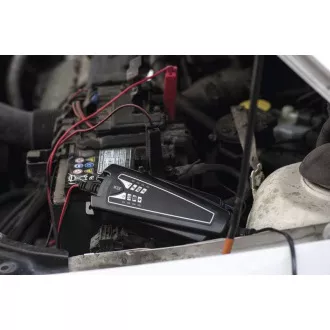 Emos EE04A inteligentní nabíječka autobaterií a olověných akumulátorů 12V/6V