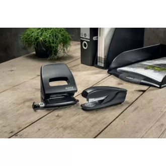 LEITZ Ekologická sešívačka NeXXt RECYCLE, 30 listů, černá LEITZ Ekologická sešívačka NeXXt RECYCLE, 30 listů, černá