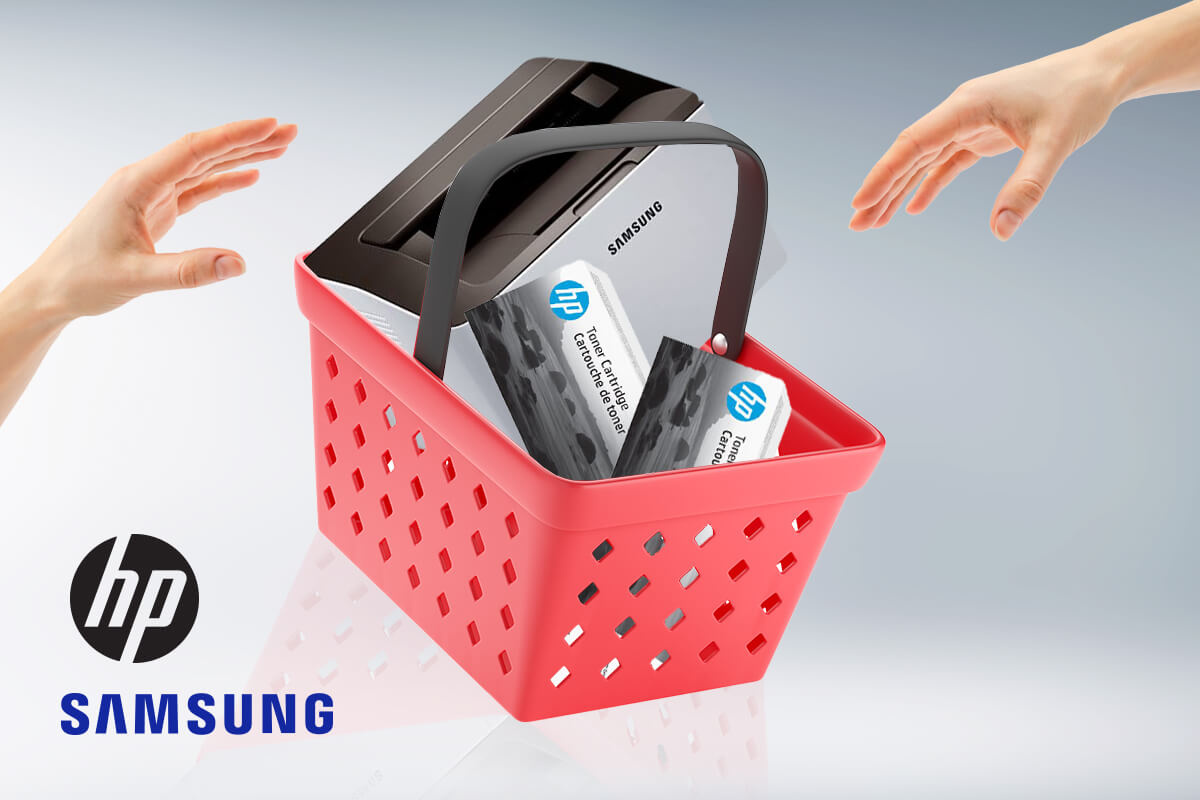 Nákupní košík obsahující tiskárnu Samsung a dvě balení originálních tonerů HP, které jsou s tiskárnou kompatibilní.