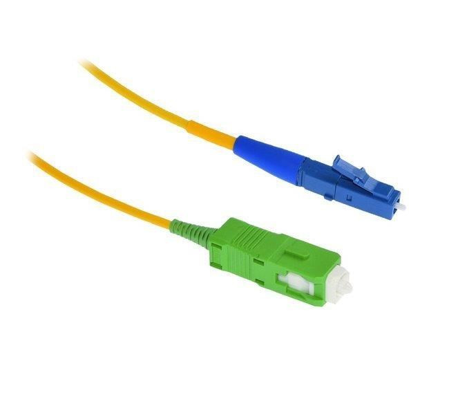 Levně XtendLan simplexní patch kabel SM 9/125, OS2, LC(UPC)-SC(APC), LS0H, 2m